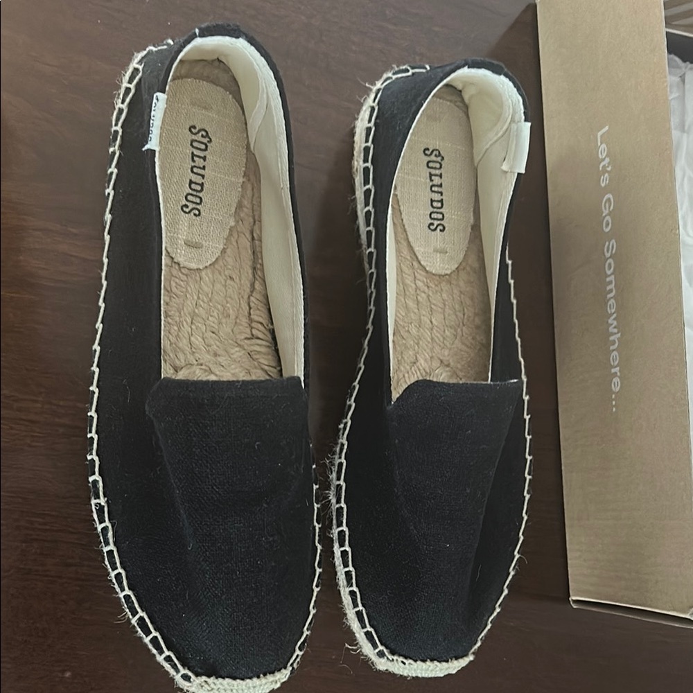 Soludos Black Espadrilles with Slip-On Design and Jute Sole